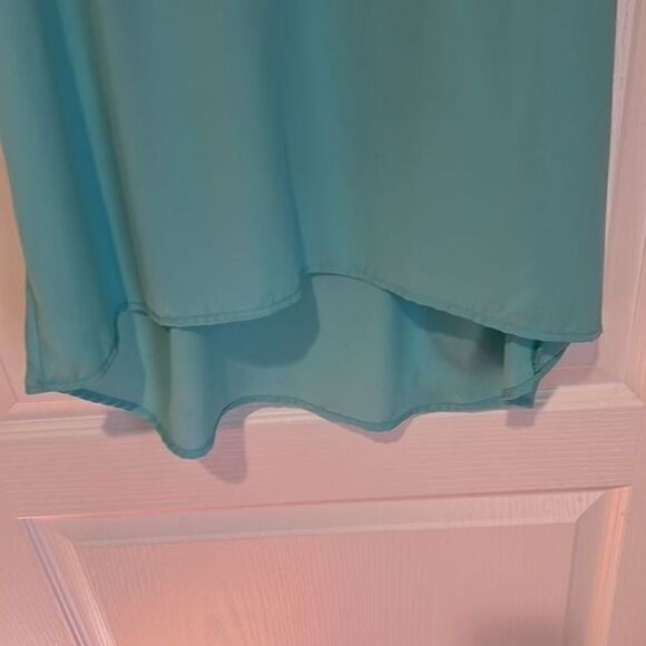 xhilaration teal sleeveless top silky and shear long - Picture 7 of 7